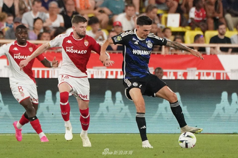 他的表现也 他的表现也